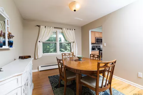 13 Rita Ct, Delmar, NY 12054 photo 8