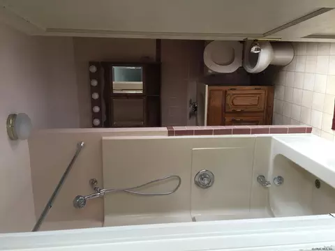 1141 Sumner Ave, Schenectady, NY 12309 photo 8