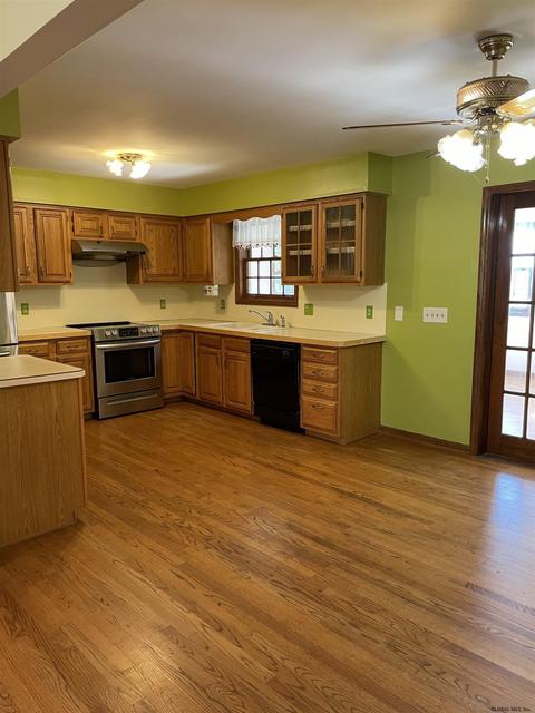 102 Dewitt Ave, Schenectady, NY 12304 photo 2