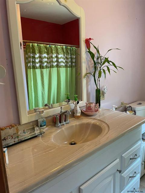 102 Dewitt Ave, Schenectady, NY 12304 photo 17