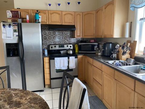 1481 State St, Schenectady, NY 12304 photo 6
