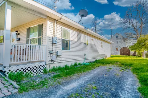 522 Gerling St, Schenectady, NY 12308 photo 20
