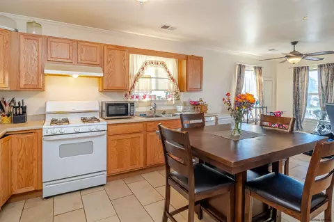 522 Gerling St, Schenectady, NY 12308 photo 6