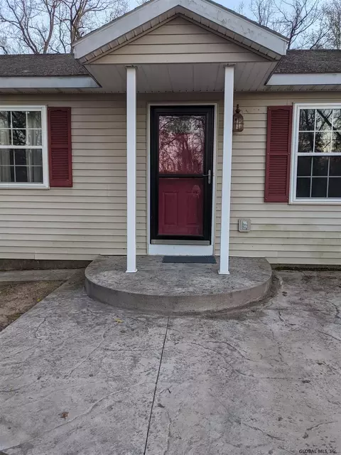 20 Ruby Ln, Selkirk, NY 12158 photo 1