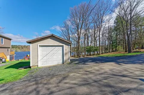 399 Spring Rd, Duanesburg, NY 12053 photo 2