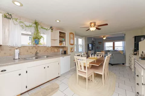 399 Spring Rd, Duanesburg, NY 12053 photo 16