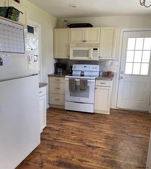 23 1st Ave, Hadley, NY 12835 photo 7