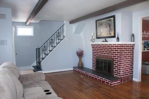 824 Decamp Ave, Schenectady, NY 12309 photo 11