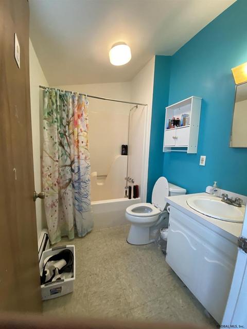 824 Decamp Ave, Schenectady, NY 12309 photo 25