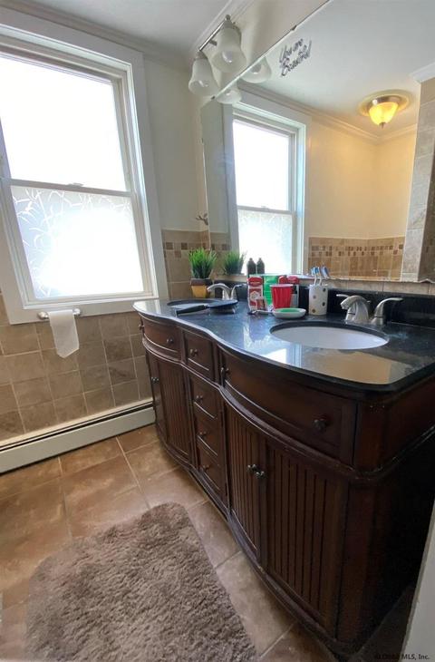824 Decamp Ave, Schenectady, NY 12309 photo 32