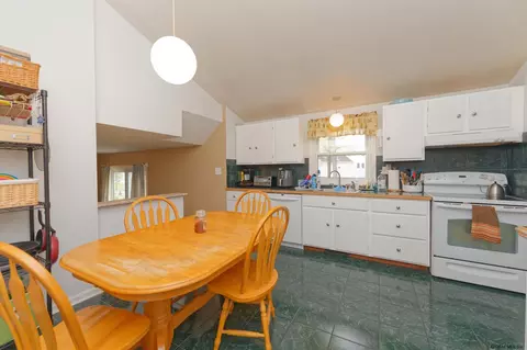 124 Bozenkill Rd, Altamont, NY 12009 photo 15