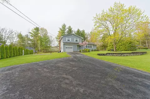 124 Bozenkill Rd, Altamont, NY 12009 photo 3