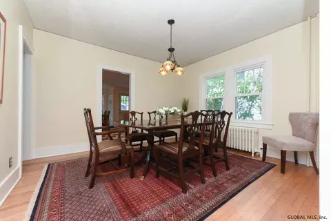 34 Roweland Ave, Delmar, NY 12054 photo 8