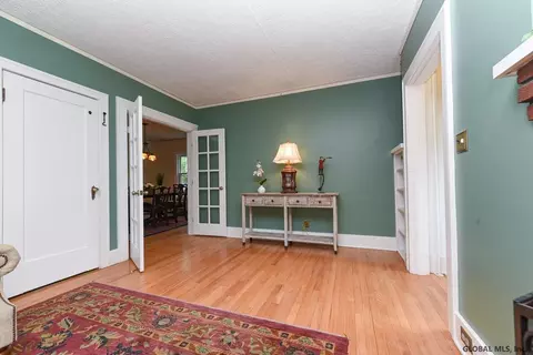 34 Roweland Ave, Delmar, NY 12054 photo 6