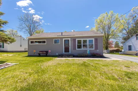 42 Jones Dr, Schenectady, NY 12309 photo 1
