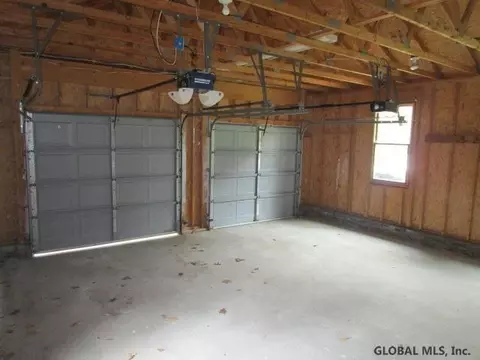 2 Pine Brook Dr, Ballston Spa, NY 12020 photo 16