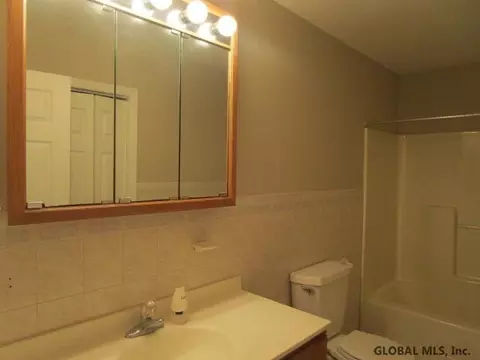 2 Pine Brook Dr, Ballston Spa, NY 12020 photo 11