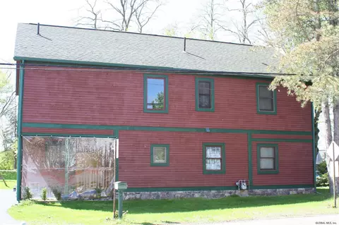 5 Asprion Rd, Glenmont, NY 12077 photo 6