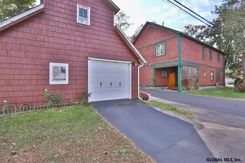 5 Asprion Rd, Glenmont, NY 12077 photo 8