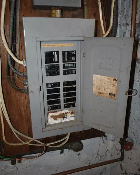 422 Second St, Schenectady, NY 12306 photo 6