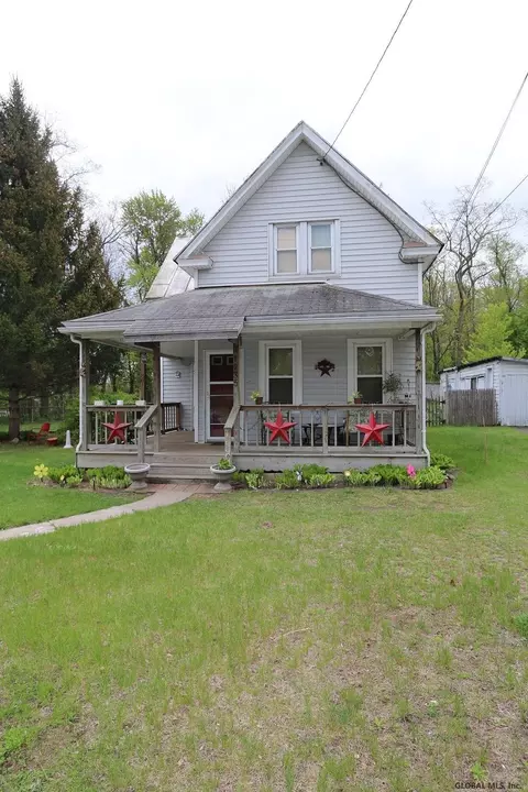 1935 Tower Ave, Schenectady, NY 12304 photo 4