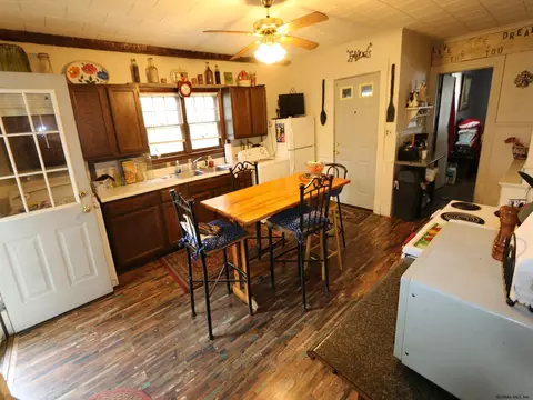 1935 Tower Ave, Schenectady, NY 12304 photo 7