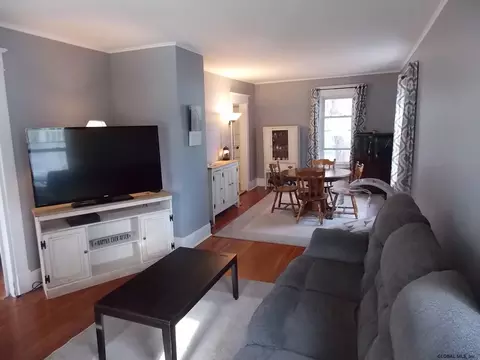 1140 Baker Ave, Schenectady, NY 12309 photo 6