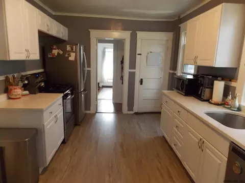 1140 Baker Ave, Schenectady, NY 12309 photo 2