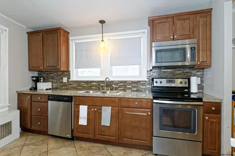 110 Central Ave, Schenectady, NY 12304 photo 16