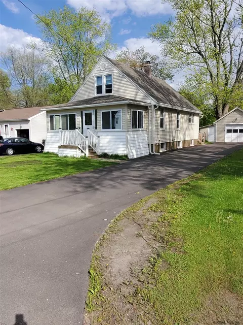 110 Central Ave, Schenectady, NY 12304 photo 2