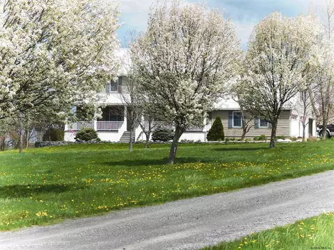 412 Crommie Rd, Cobleskill, NY 12043 photo 11