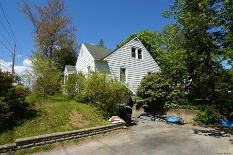 119 Walnut St, Corinth, NY 12822 photo 23