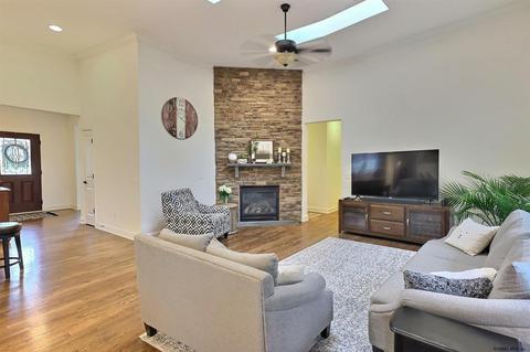 15 Chester Dr, Waterford, NY 12188 photo 18