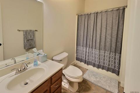 15 Chester Dr, Waterford, NY 12188 photo 38