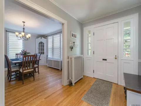 781 Wright Ave, Schenectady, NY 12309 photo 12