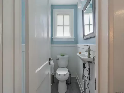 781 Wright Ave, Schenectady, NY 12309 photo 30