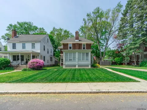 781 Wright Ave, Schenectady, NY 12309 photo 5
