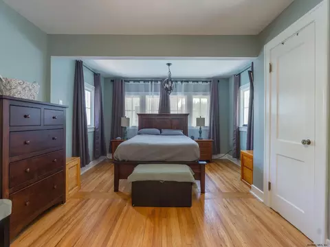 781 Wright Ave, Schenectady, NY 12309 photo 33