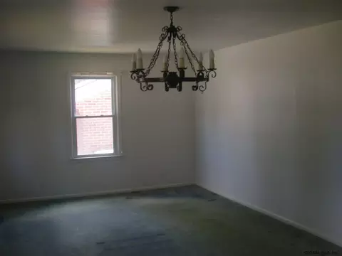 2834 Ford Ave, Schenectady, NY 12306 photo 6