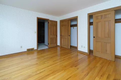 10 Coventry Rd, Glenmont, NY 12077 photo 35