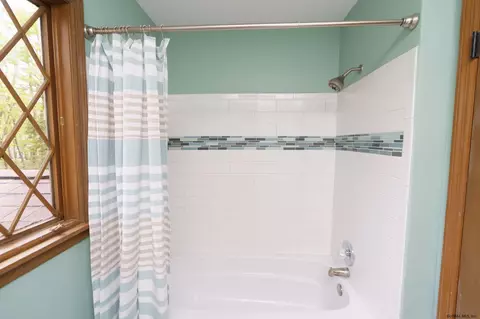 10 Coventry Rd, Glenmont, NY 12077 photo 33