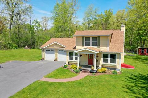 236 Ridge Rd, Schenectady, NY 12302 photo 2