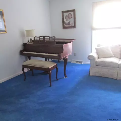 74 Tampa Ave, Albany, NY 12203 photo 6