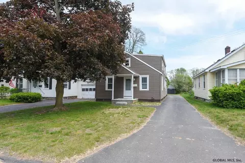 2533 Third Ave, Schenectady, NY 12303 photo 2