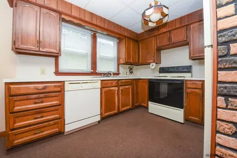 2533 Third Ave, Schenectady, NY 12303 photo 8