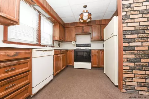 2533 Third Ave, Schenectady, NY 12303 photo 7