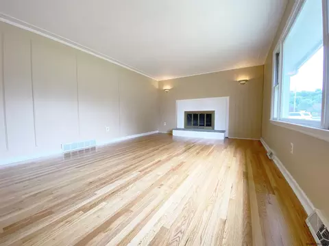 11 Mountain View Dr, Valatie, NY 12184 photo 2