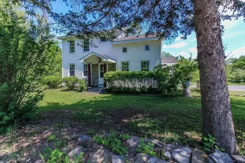 785 Midline Rd, Amsterdam, NY 12010 photo 1