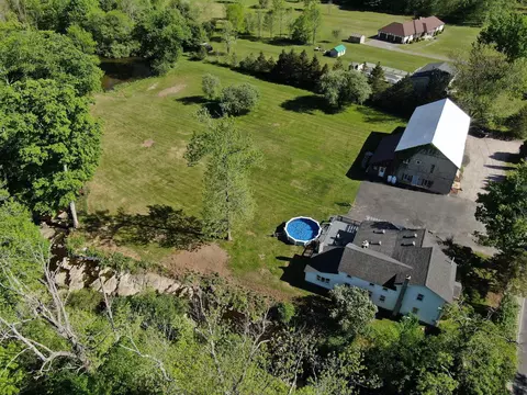 785 Midline Rd, Amsterdam, NY 12010 photo 9