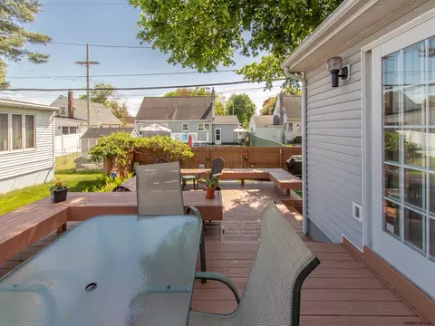 2576 Putnam St, Schenectady, NY 12304 photo 51